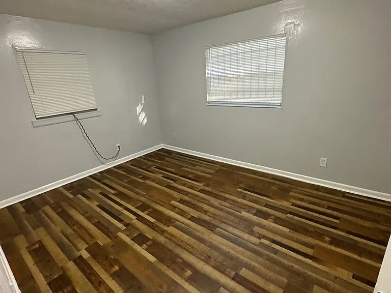 4020 Canal St — Photo 16