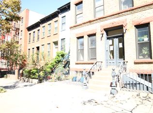 721 Union St APT 1L, Brooklyn, NY 11215