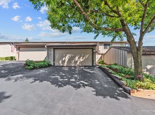 1104 Florimond Dr #1104, Elgin, IL 60123