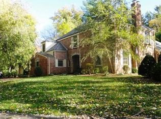 123 Englewood Rd, Longmeadow, MA 01106