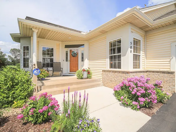 580 Holly Ln N, Oakdale, MN 55128