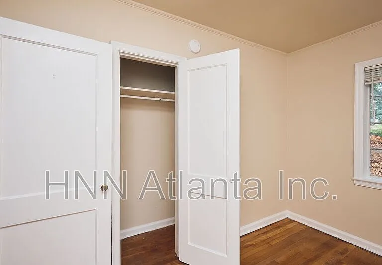 1337 Briarwood Dr NE #1 — Photo 5