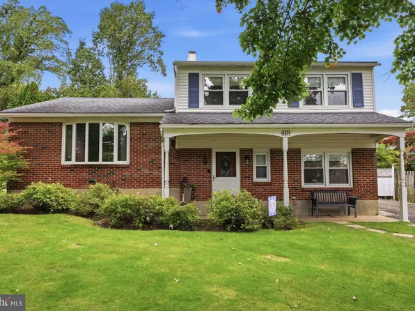 418 W Moreland Ave, Hatboro, PA 19040