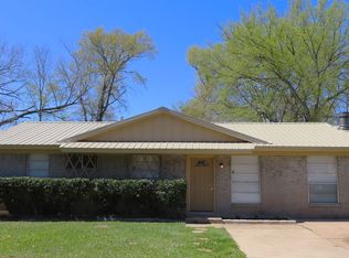 3911 Appletree Ln, Tyler, TX 75701