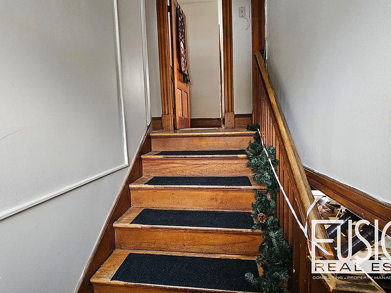 26 Fletcher Pl — Photo 4