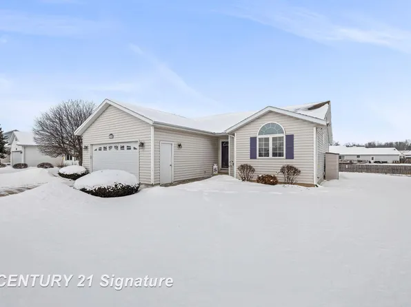 11092 Thornberry Dr, Freeland, MI 48623