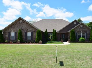 13828 Summerfield Dr, Athens, AL 35613