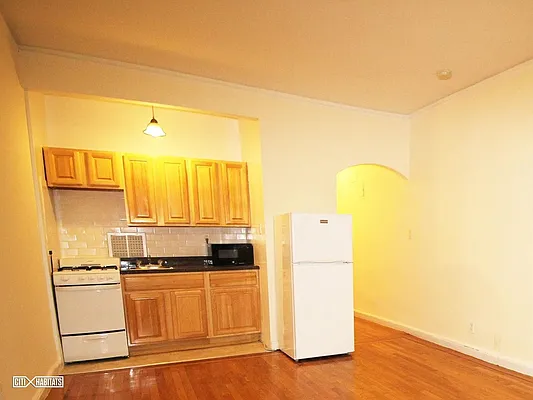 Rented by Citi Habitats | media 9