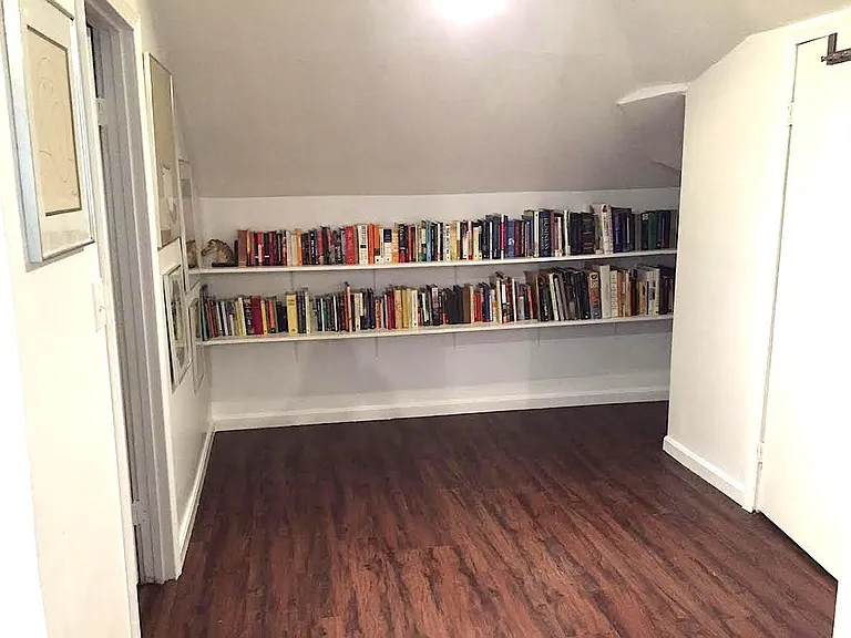 21 County Rd — Photo 6