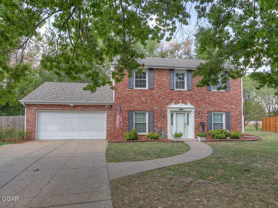 1st image of 2101 Carolina Pl
