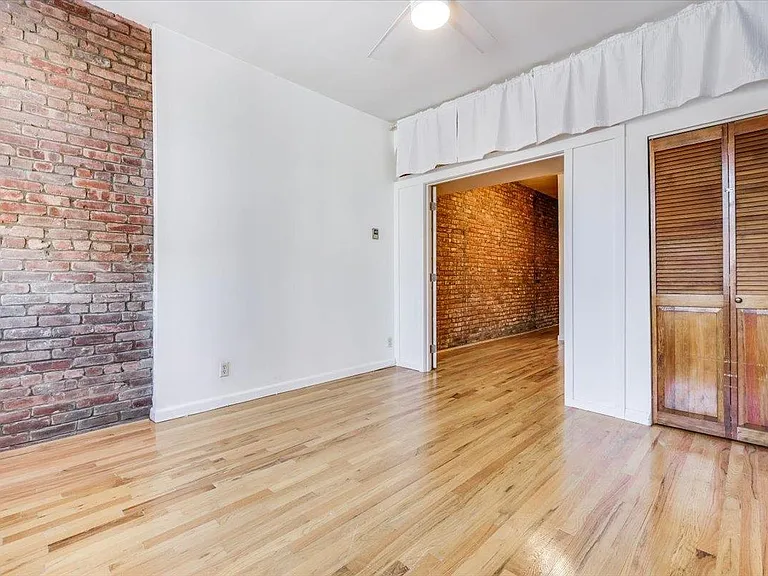 132 Adams St #2 — Photo 9