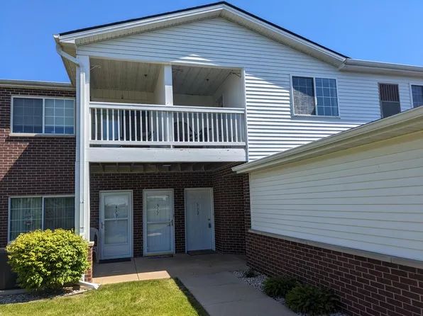 2825 11th PLACE #712, Kenosha, WI 53140