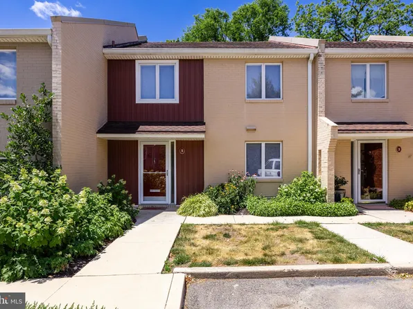 5 N Close, Moorestown, NJ 08057