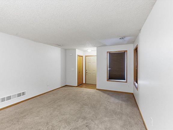 5th image of 12646 Pond View Rd