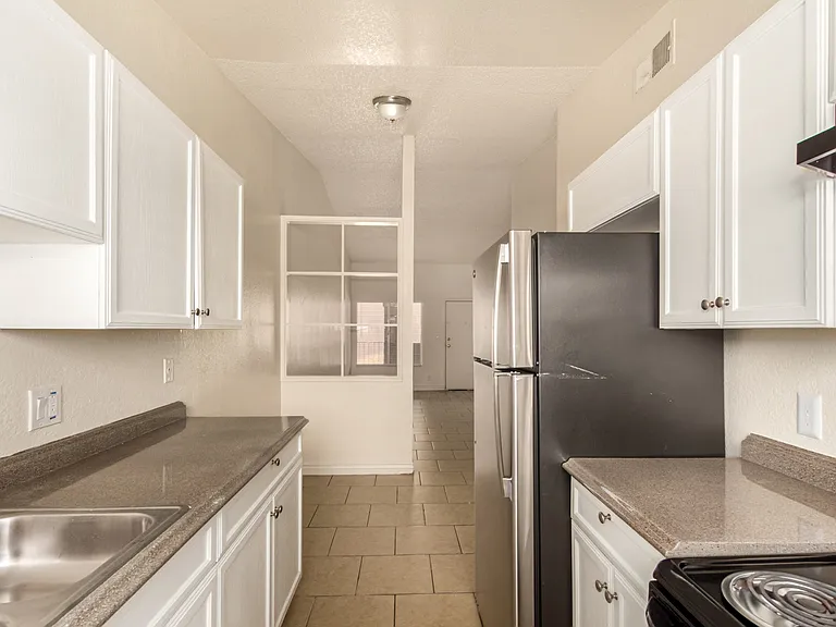 260 W 8th Ave #173 — Photo 8