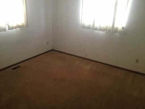 4th image of 608 E Empire Ave #608