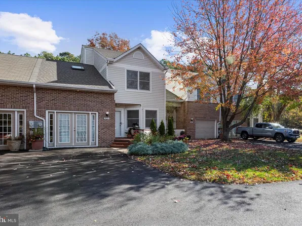 5011 Bridgepointe Dr, Chester, MD 21619