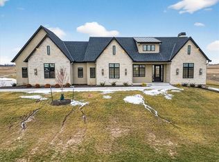 18904 Bella Terra Rd, Raymore, MO 64083