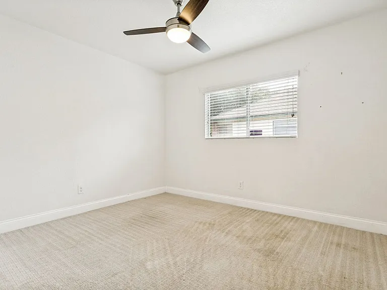 16302 Amberly Ct — Photo 19