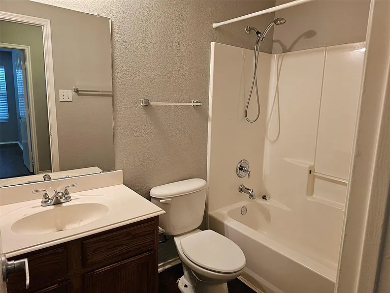 9825 George Washington Dr — Photo 15
