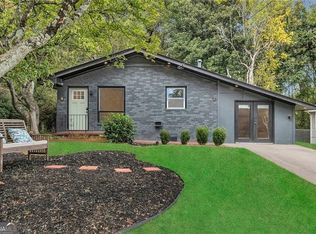 1265 Calhoun Ave, East Pt, GA