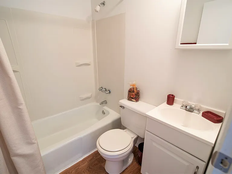 Saddle Club Townhomes — Photo 5