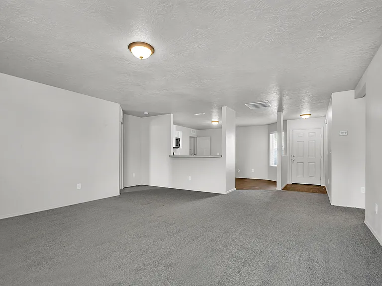 2232 N Greenville Ave — Photo 6