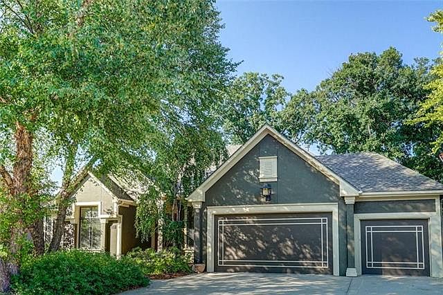 1st image of 6205 N White Oak Dr