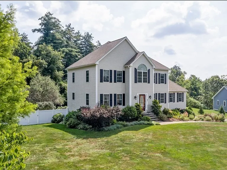 47 Skyview Dr — Photo 10