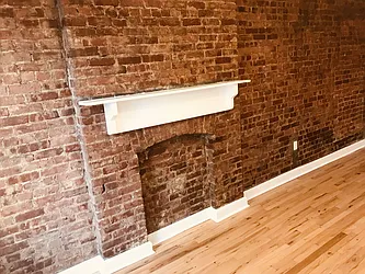 Rented by Metropolis Real Estate of Manhattan
