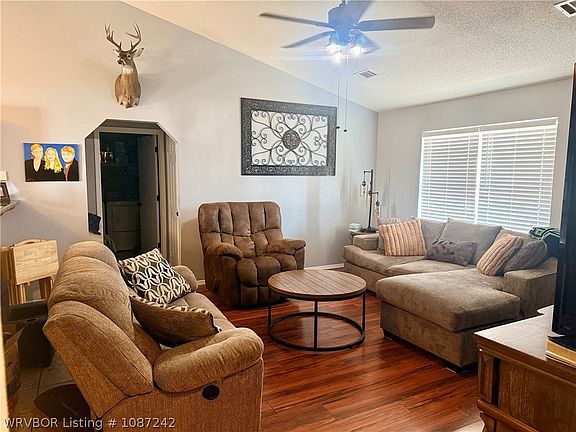 2nd image of 175 Ridgecrest Dr