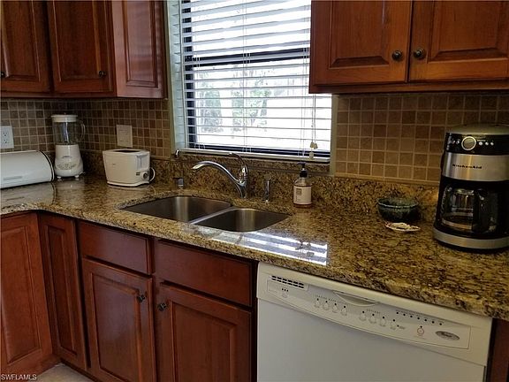 5th image of 17450 Blueberry Hill Dr APT D