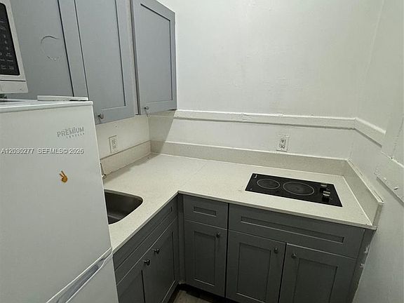 2nd image of 1552 SW 2nd St #3