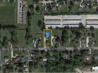 412 E Streeter Ave, Muncie, IN 47303