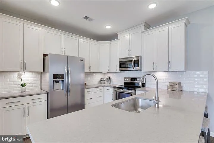 9703 Tealbriar Dr — Photo 14