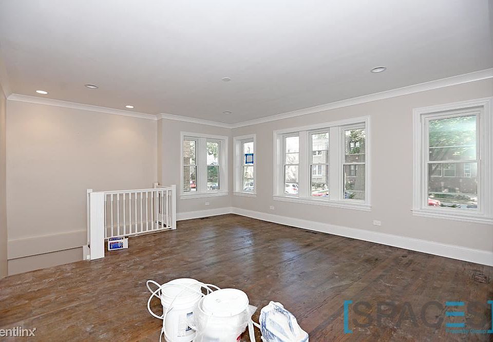 2nd image of 5920 N Artesian Ave #1