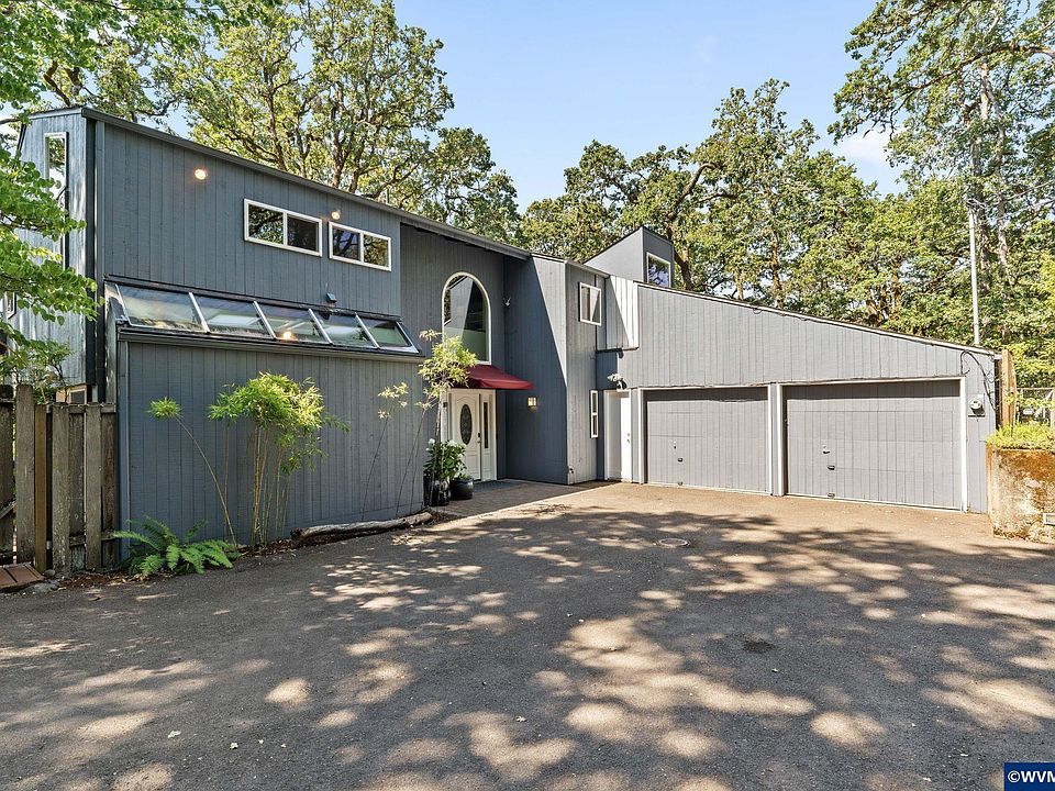 1st image of 1360 NW Forest Dr