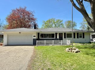 2512 Sunshine Ln, Beloit, WI 53511