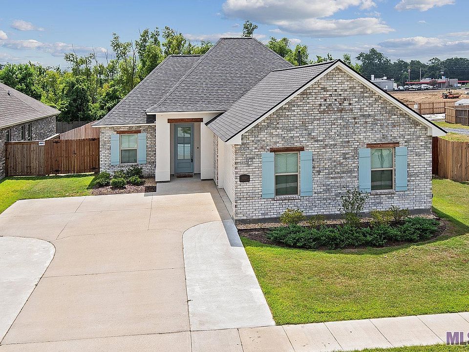 1st image of 13323 Belle Prairie Dr