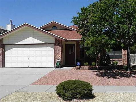 1st image of 1121 Feather Hawk Dr