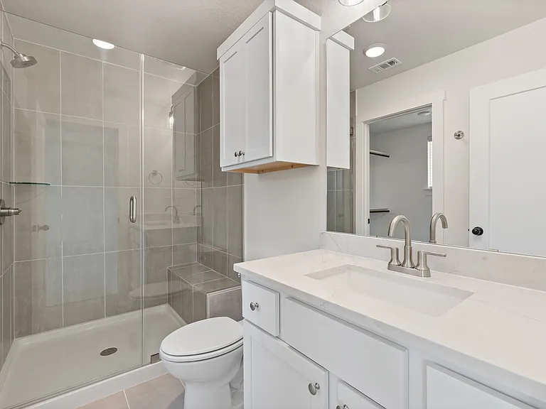 5811 S 31st St #104 — Photo 27