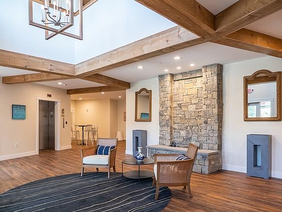 2nd image of 84 Obery St #414