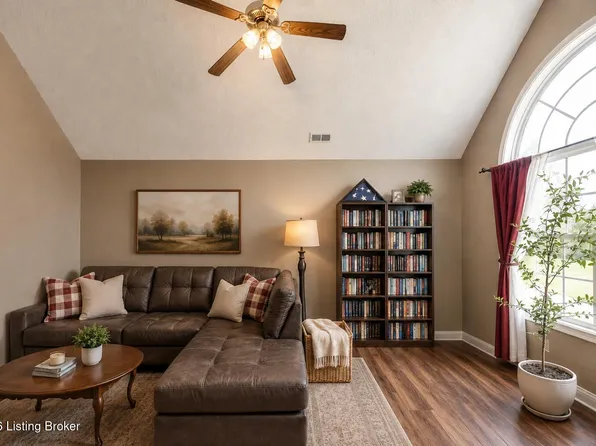 110 Tulip Dr, Bardstown, KY 40004