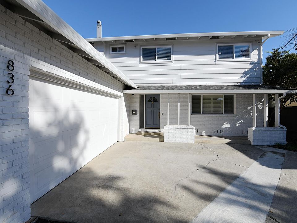 1st image of 836 Hibiscus Ln