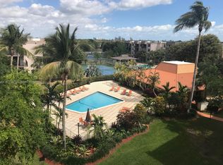 13120 SW 92nd Ave #B-12, Miami, FL 33176