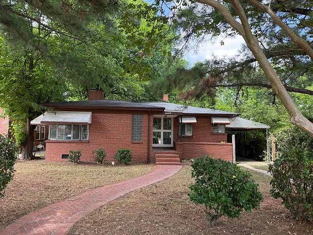 2738 Corprew Ave — Photo 1