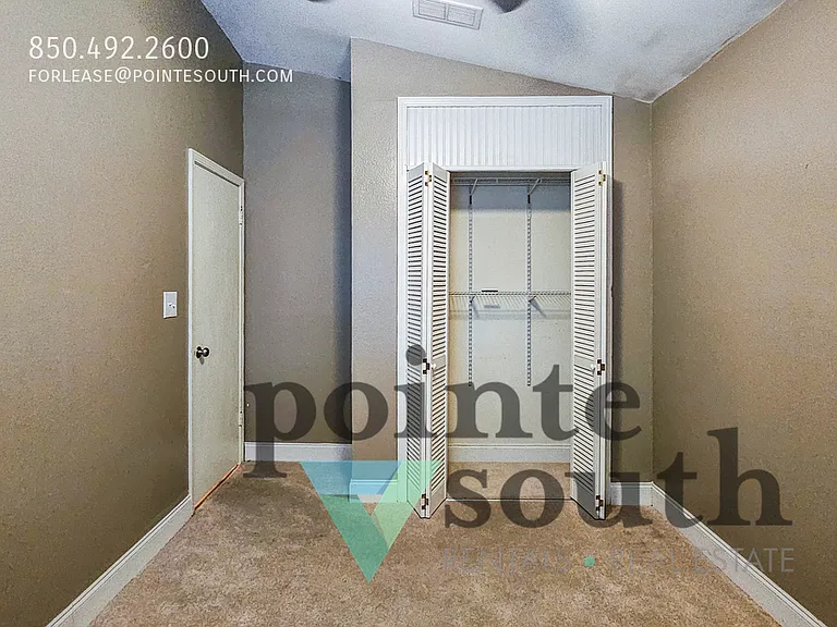 601 E Burgess Rd #E4 — Photo 12