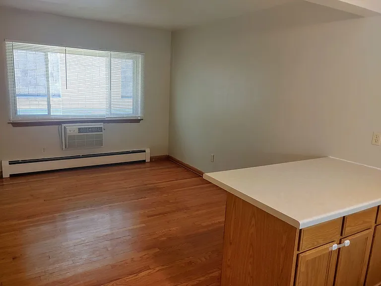 1112 Knapp — Photo 12