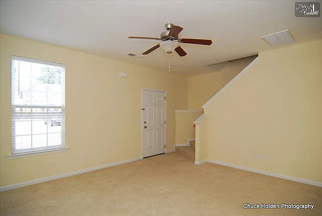 3 bed, 2.5 bath, 1248 sqft, $1,400 — Photo 2