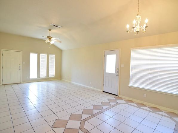 4500 John David Dr APT B